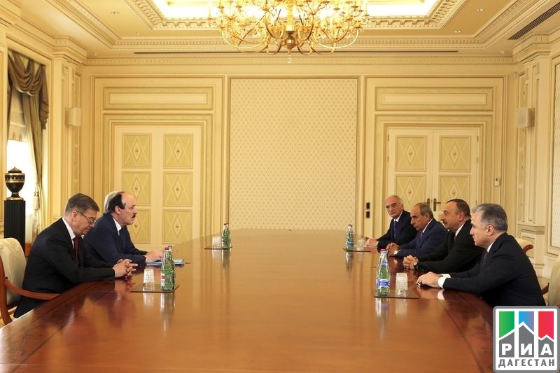 В Баку прошла встреча Президента Азербайджанской Республики Ильхама Алиева с Главой Дагестана Рамазаном Абдулатиповым