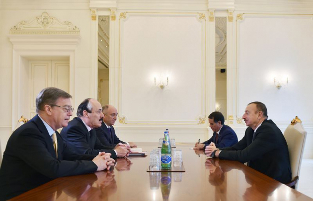 В Баку состоялась встреча Президента Азербайджанской Республики Ильхама Алиева и Главы Республики Дагестан Рамазана Абдулатипова.